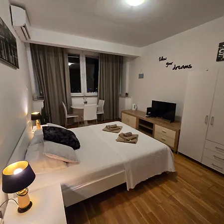 Kiki With A Sea View, Free Wifi, For 2 Persons Appartamento Zara